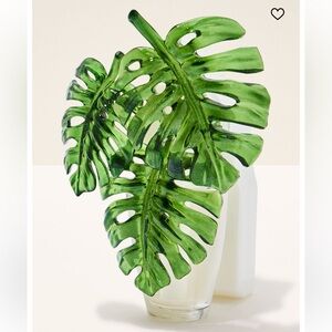 Sparkly Monstera Leaves Scent Control Nightlight Wallflowers Fragrance Plug, NWT
